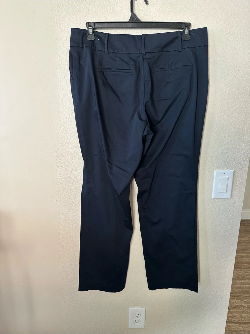Ann Taylor Classic Women's Black Dress Pants size 14/ NWOT 1108 - Picture 3 of 3